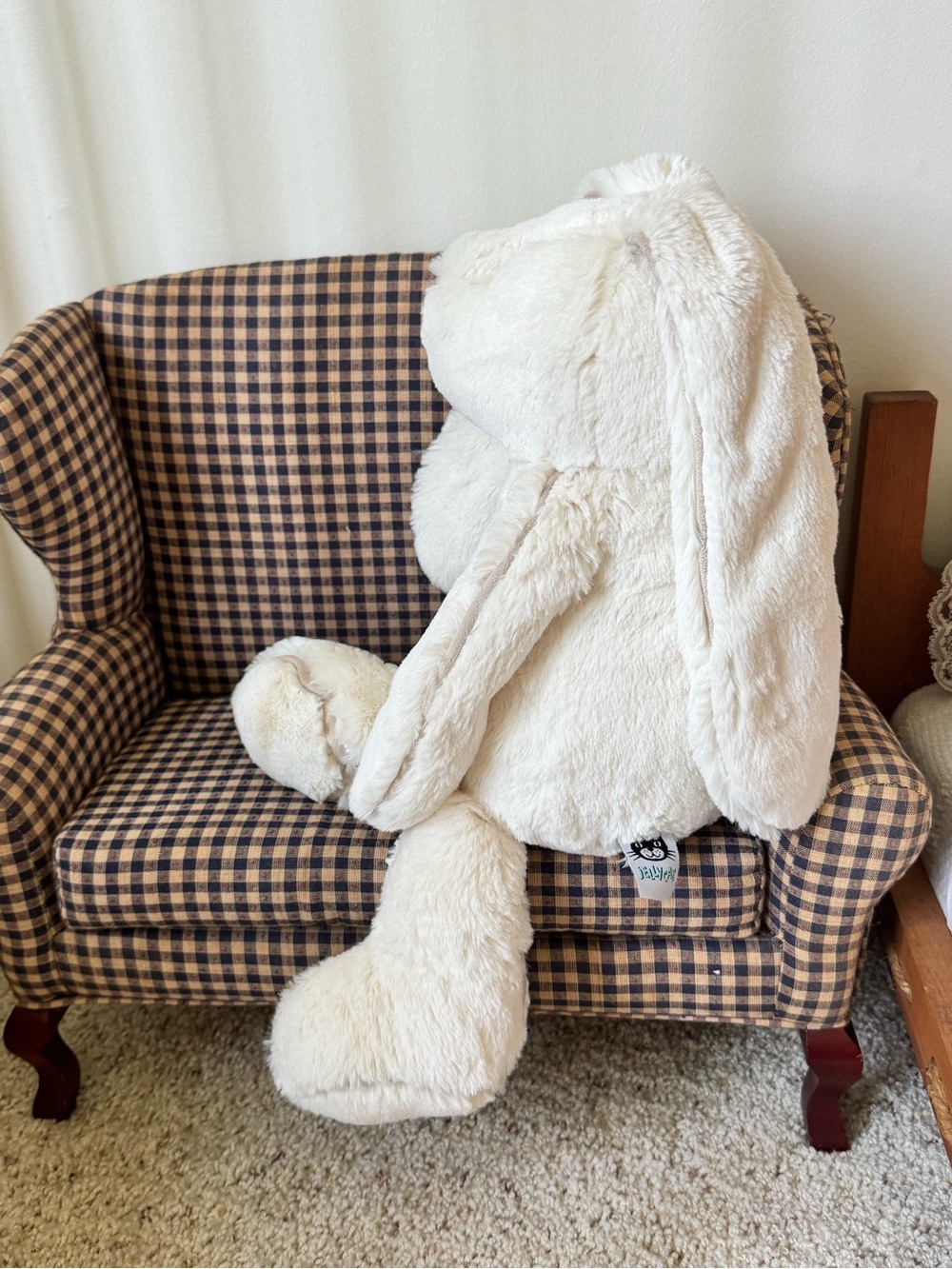 Jellycat Large Cream Plush Bashful Bunny - Picture 6 of 6